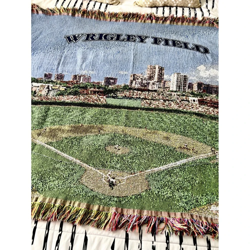 Wrigley Field Chicago Cubs Woven Tapestry Throw Blanket Fringed Stadium Decor